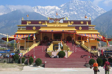 Dharamshala Car Rental